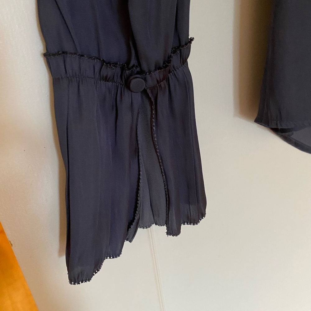Paige silk grey blouse - Picture 3 of 3
